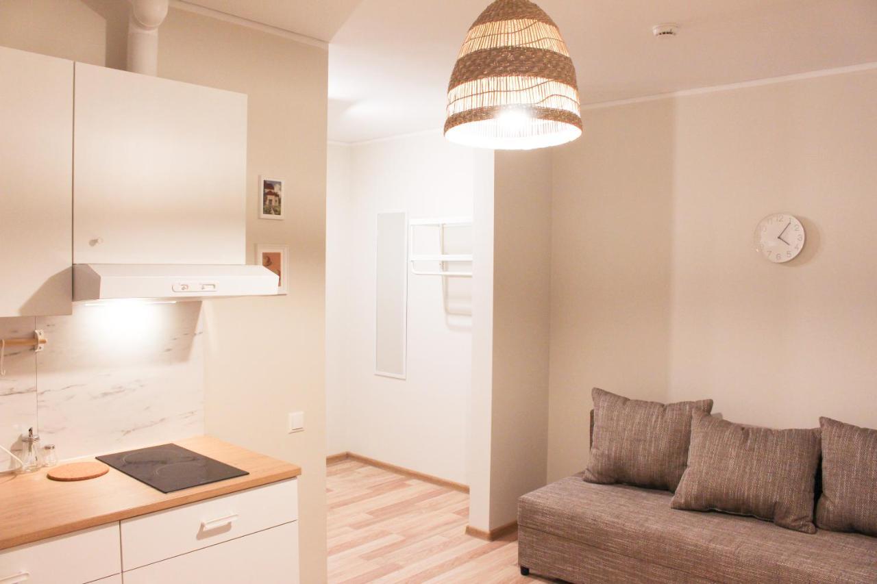 Bright Spacious In With Free Parking Appartement Riga