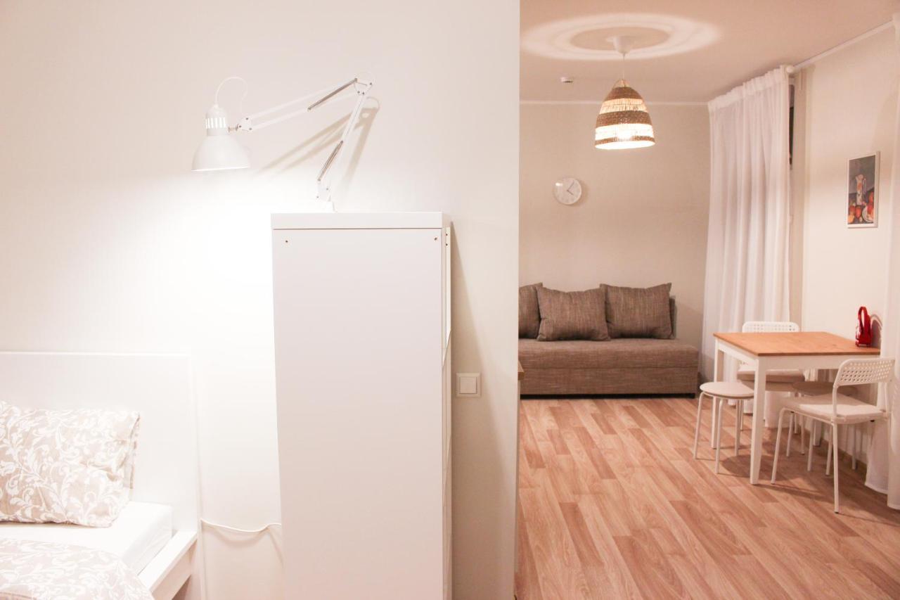 Leilighet Bright Spacious In With Free Parking *